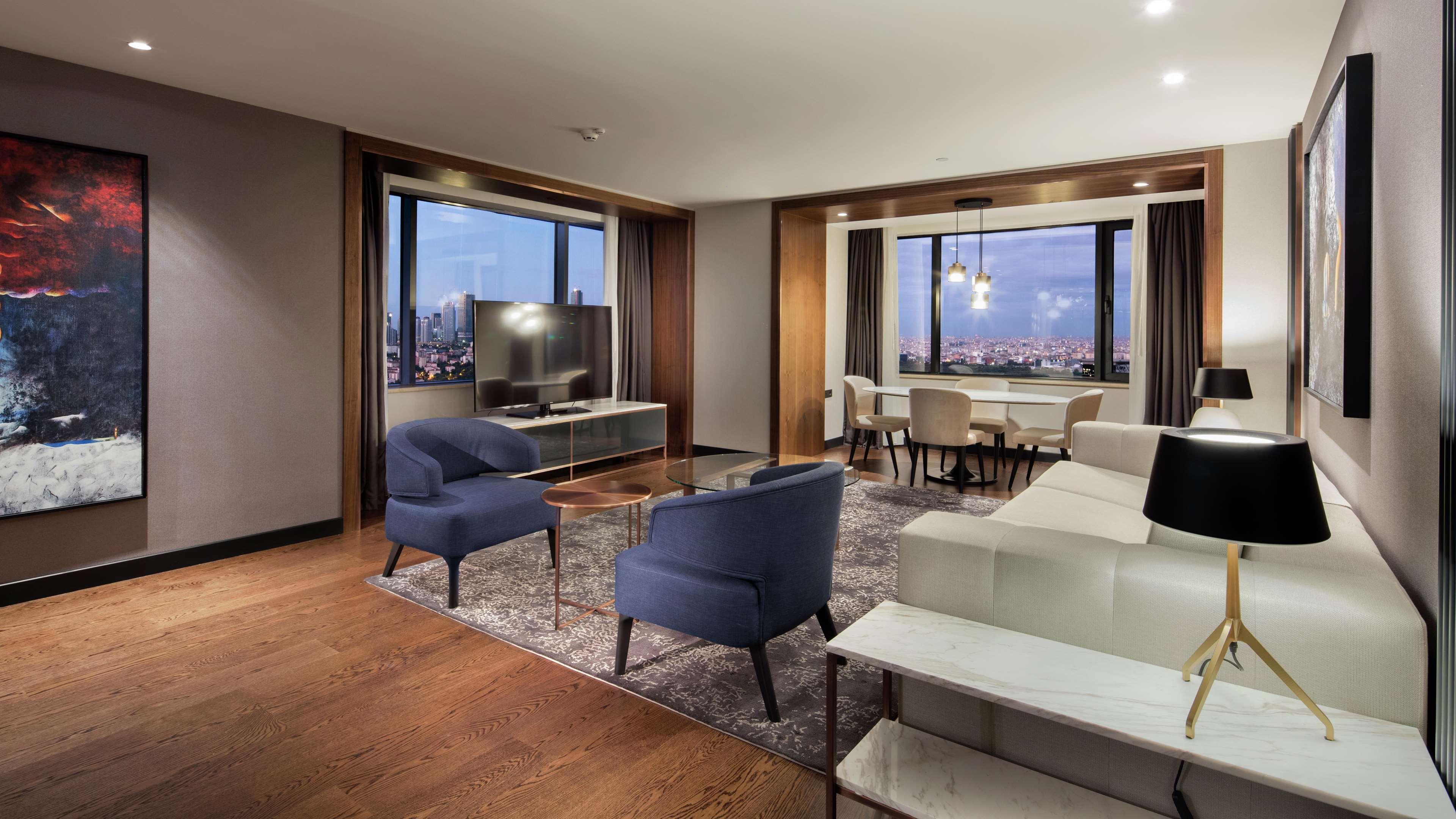 Hilton Istanbul Maslak Hotel Exterior photo A suite at the hotel