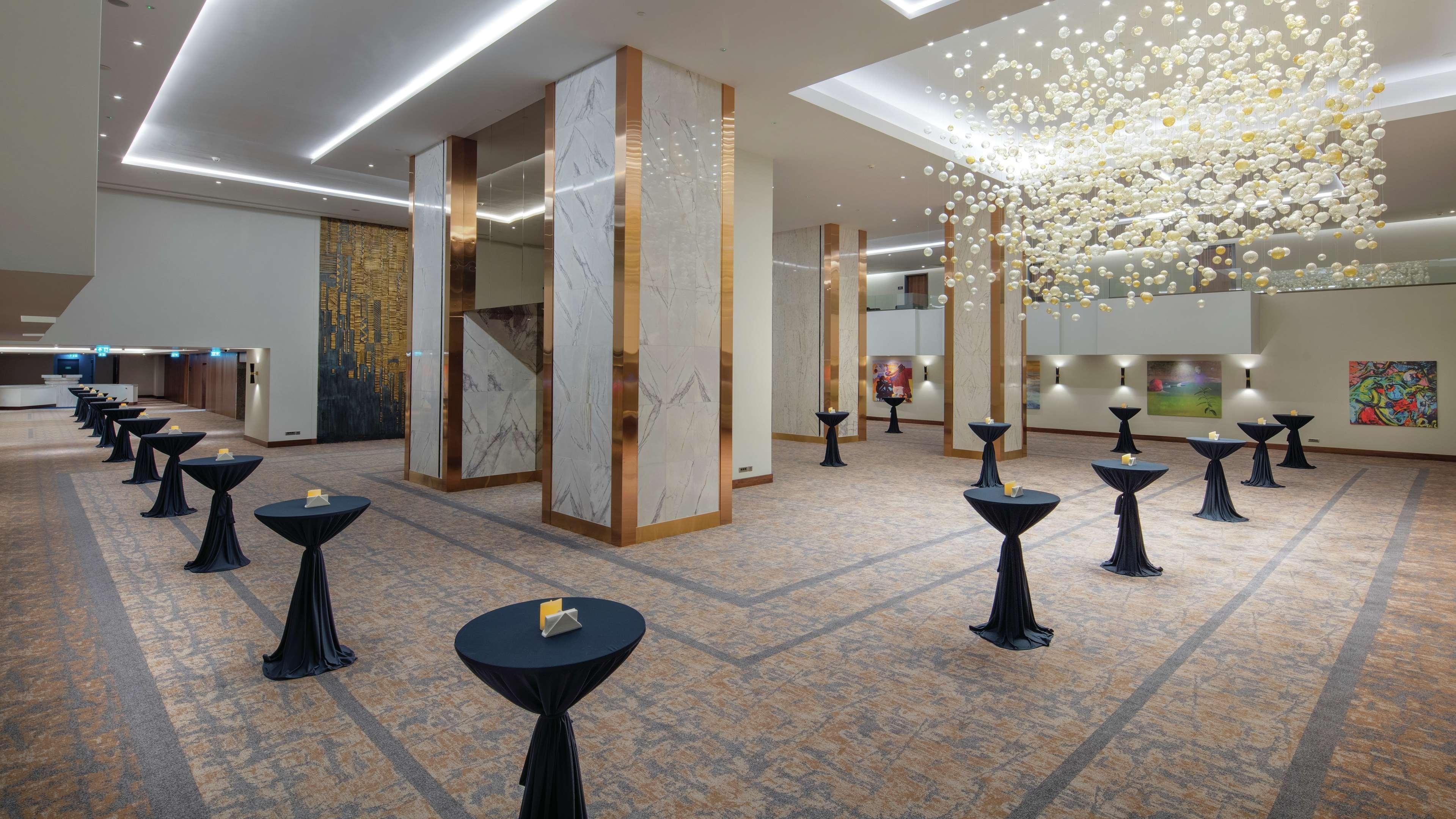 Hilton Istanbul Maslak Hotel Exterior photo The foyer of the National Convention Centre