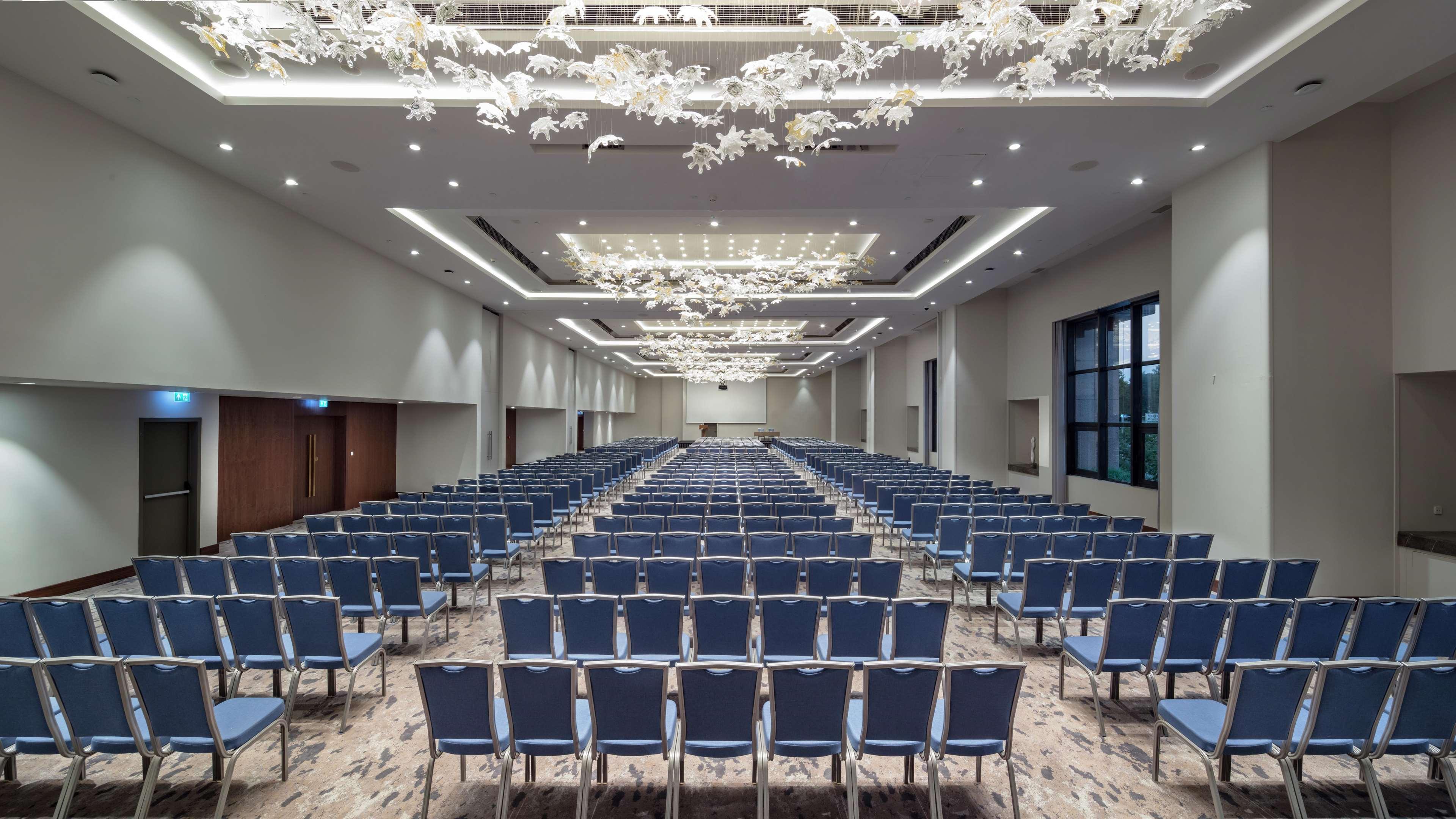 Hilton Istanbul Maslak Hotel Exterior photo The main conference hall
