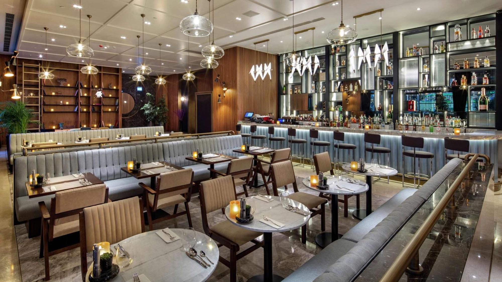 Hilton Istanbul Maslak Hotel Exterior photo The interior of the restaurant